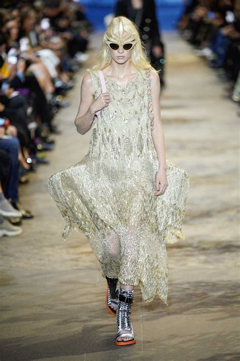 vogue runway louis vuitton spring 2022|louis vuitton runway dresses.